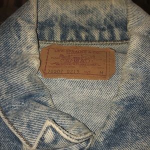 Levi's Jackets & Coats - Vintage acid wash Levi jean jacket Levi's Jackets & Coats - Vintage acid wash Levi jean jacket